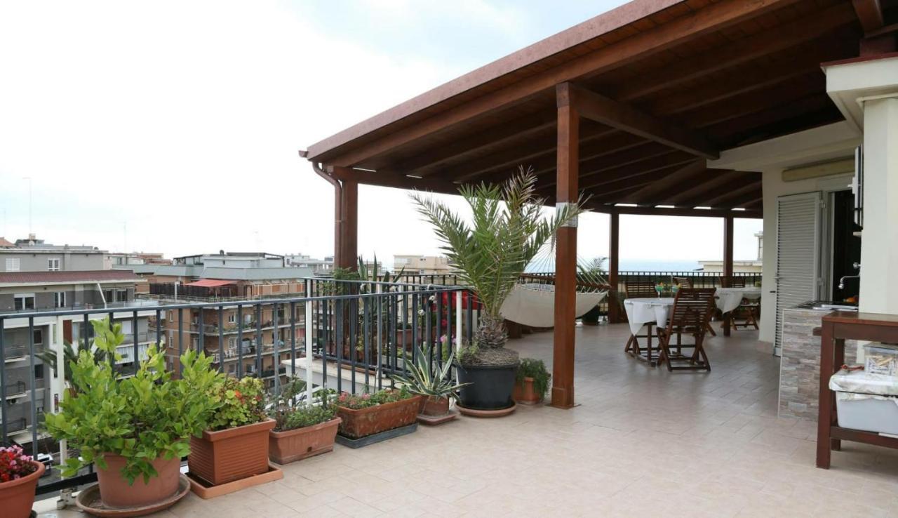 Superattico Apartment Lido di Ostia Luaran gambar