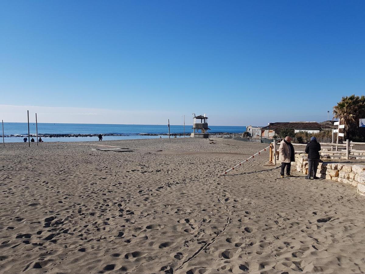 Superattico Apartment Lido di Ostia Luaran gambar
